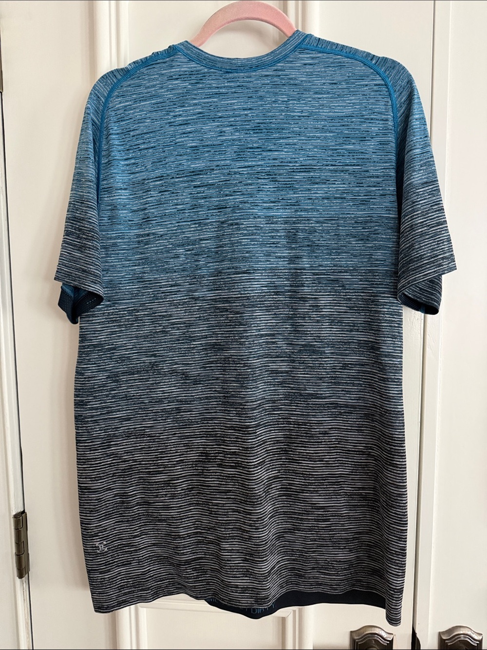 Lululemon Men’s Striped Athletic Tee - Picture 2 of 3